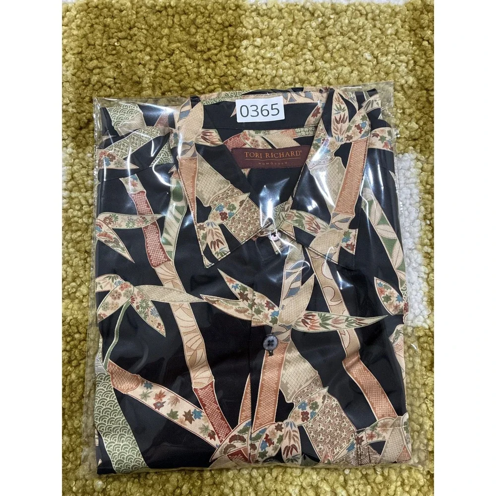 Tori Richard Honolulu Mens Silk Lyocell Bamboo Print Aloha Shirt Black Medium